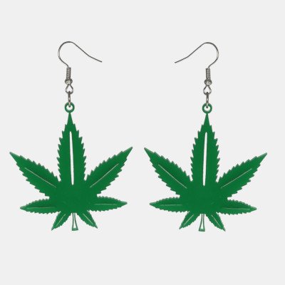 Plexiglas oorbellen in cannabisblad-vorm Oorbellen gelaserd uit plexiglas in de vorm van een cannabisblad.