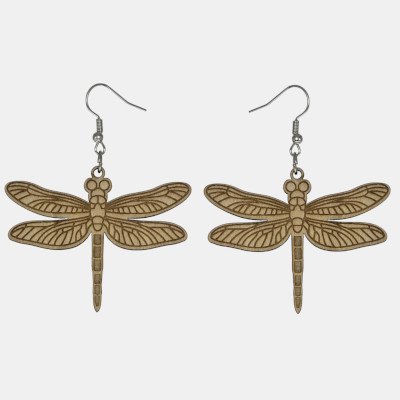Houten oorbellen in libellevorm Oorbellen gelaserd uit hout in de vorm van een libelle.