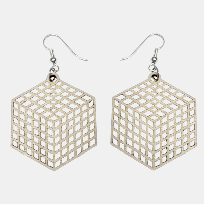 Geometrische oorbel met kubus en vierkantjes – stijlvol en eigentijds Oorbel met kubus en kleine vierkantjes, modern geometrisch design