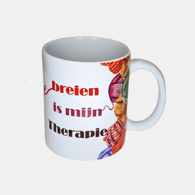 Bedrukte keramische mok met unieke print met tekst breien is mijn therapie, 330 ml, sublimatie