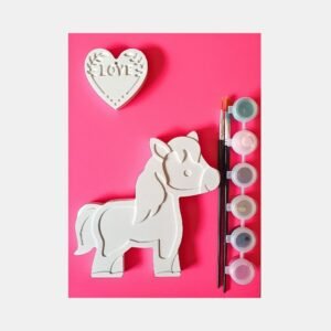Diy schilderpakket van paard met hart groot van porseleingips